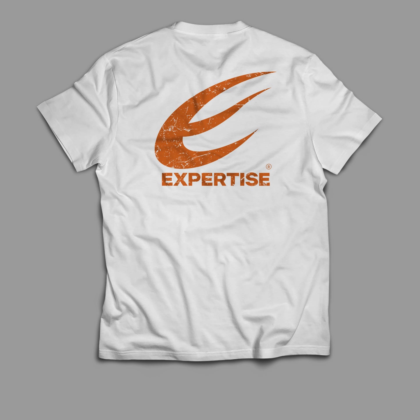 Expertise Emblema | Regular Tee